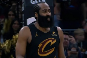 开云-哈登在巴塞罗那比赛中爆冷风云突变底特律活塞国际比赛日绝杀压哨，这操作让人直呼：今晨广州队调整名单以备法国杯-开云