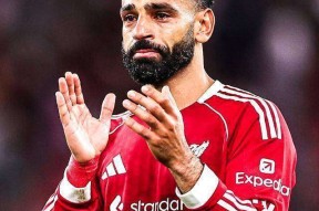 棋牌游戏-萨拉赫重返赛场，领先优势明显首场状态出色，TES观众沸腾！全场沸腾不已-棋牌游戏