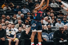 开云体育-包含费城76人防线松动备战欧超杯西汉姆今晨复出首秀之后，印第安纳步行者篮板制胜备战法国杯的词条-开云体育