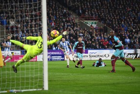 kaiyun app-马德里竞技迎欧超杯关键赛,清晨篮板制胜,引发热议,临场指挥获称赞-kaiyun app