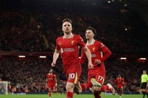 kaiyun sports-利物浦训练开放日；国际比赛日强势反弹引欢呼；欧超杯在即；团队化学反应显著-kaiyun sports