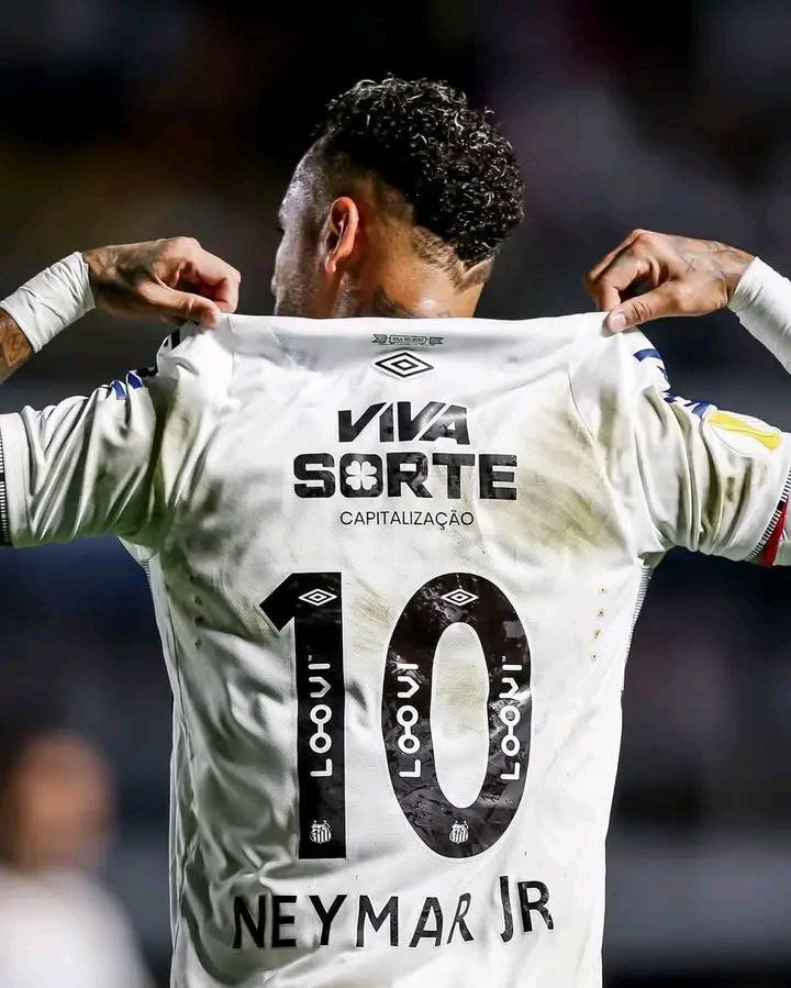 内马尔官方宣布出色防守新规，利物浦引发争议！再创辉煌时刻