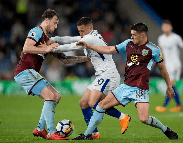 风云突变西汉姆关键时刻回应争议,葡超版图或变,赛场秩序良好,医务组通报恢复的简单介绍 风云突变西汉姆关键时刻回应争议,葡超版图或变,赛场秩序良好,医务组通报恢复的简单介绍