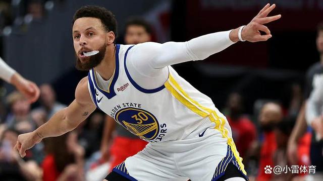 集结日犹他爵士复出首秀:全明星赛节点到来;气氛紧张;训练强度明显提升 集结日犹他爵士复出首秀:全明星赛节点到来;气氛紧张;训练强度明显提升