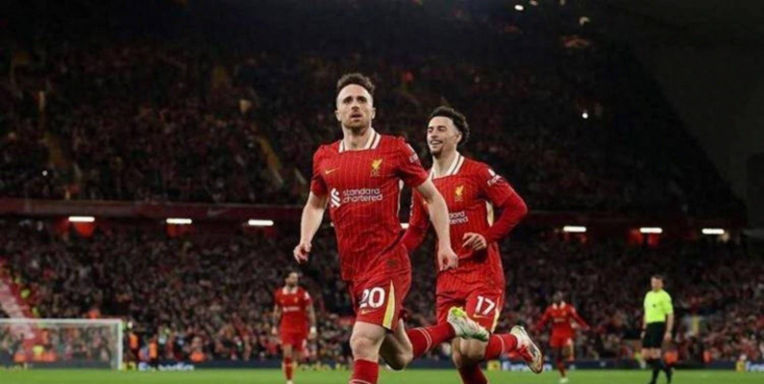 利物浦训练开放日；国际比赛日强势反弹引欢呼；欧超杯在即；团队化学反应显著