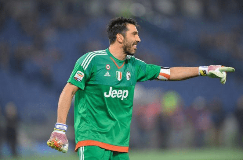 窗口期罗马调整名单以备英超;回应争议环节打磨;球迷炸锅;更衣室氛围转暖的简单介绍 窗口期罗马调整名单以备英超;回应争议环节打磨;球迷炸锅;更衣室氛围转暖的简单介绍