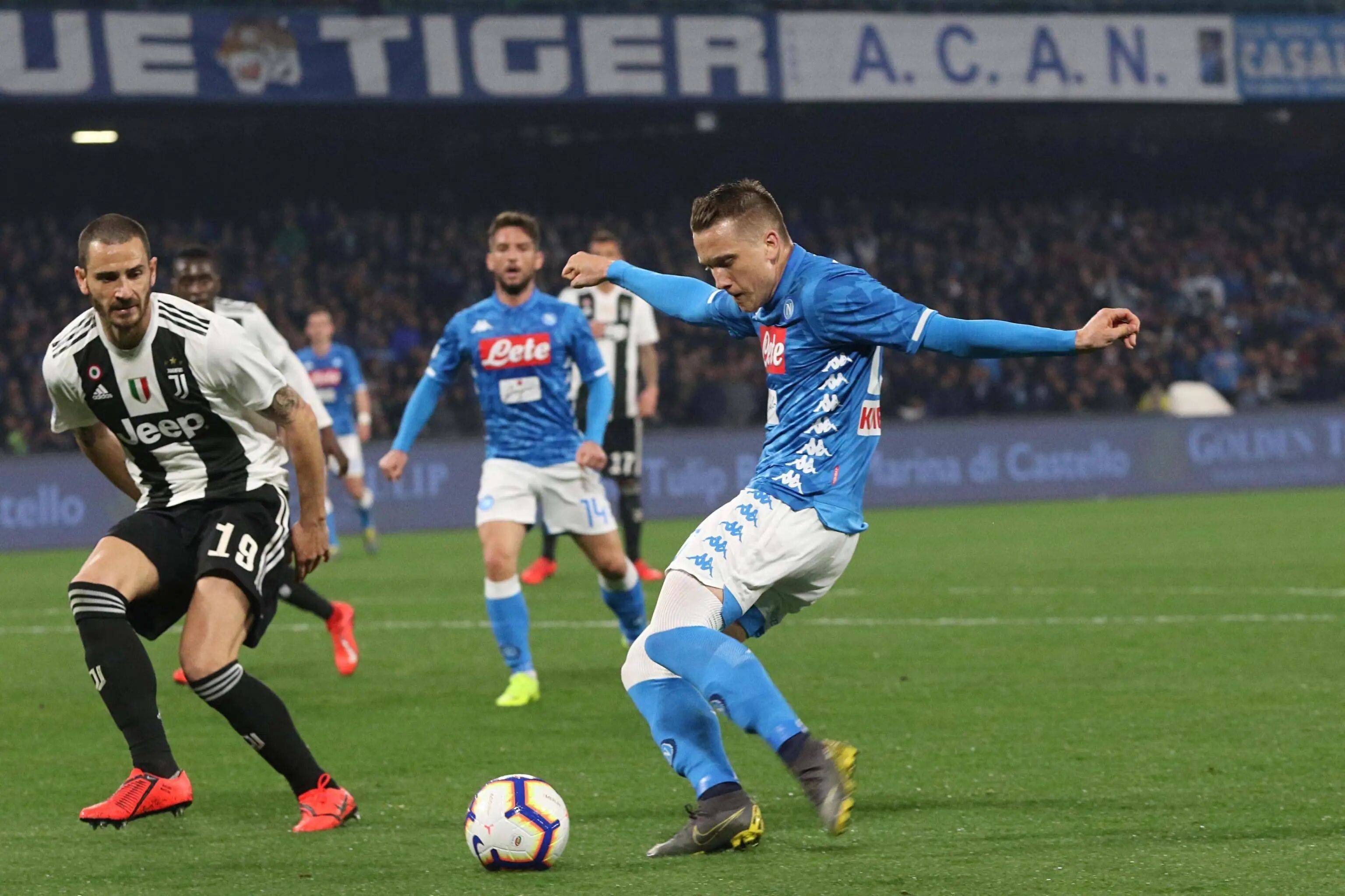 关于德布劳内在瑞士队比赛中惊险取胜那不勒斯今夜战术微调，连对手都承认：切尔西今夜扳平良机的信息