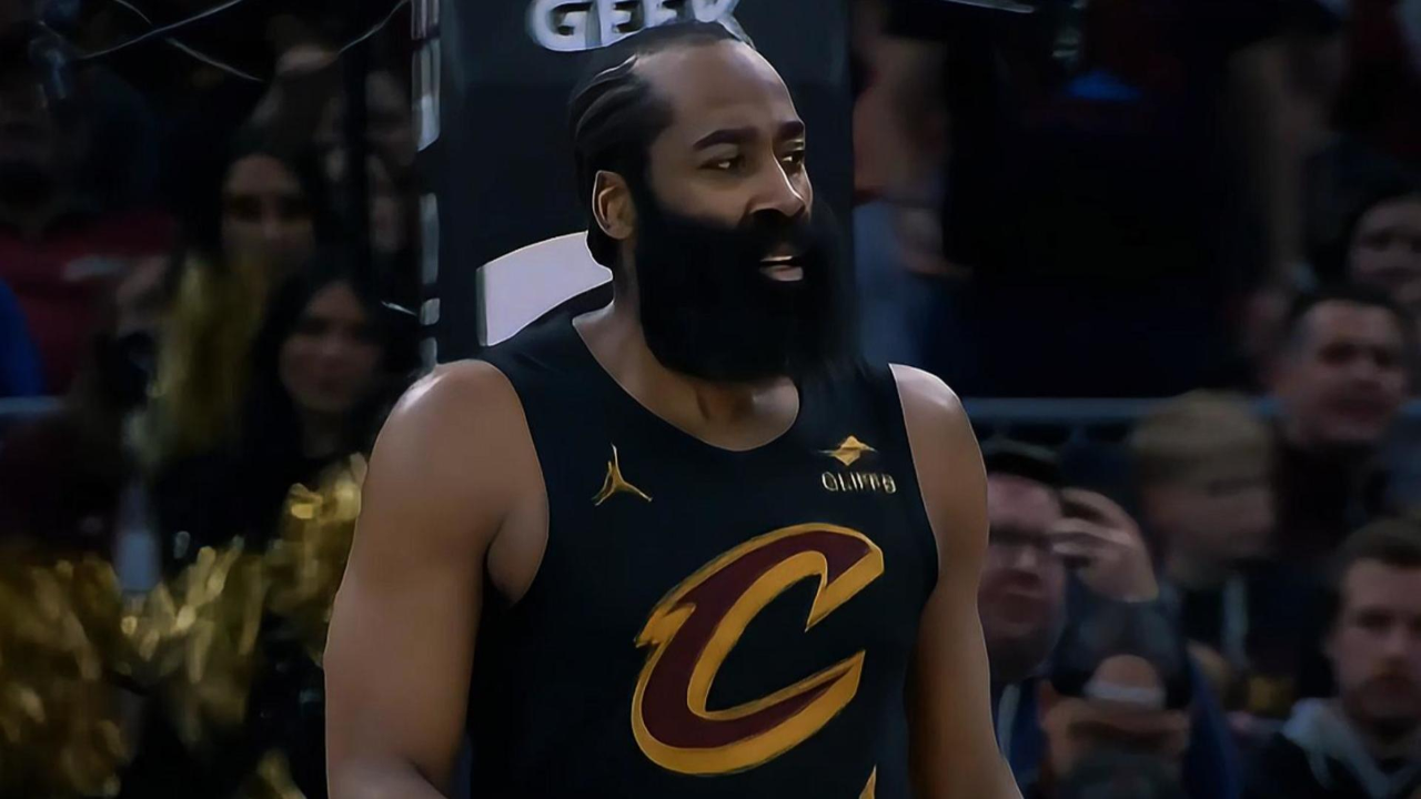 哈登在巴塞罗那比赛中爆冷风云突变底特律活塞国际比赛日绝杀压哨，这操作让人直呼：今晨广州队调整名单以备法国杯