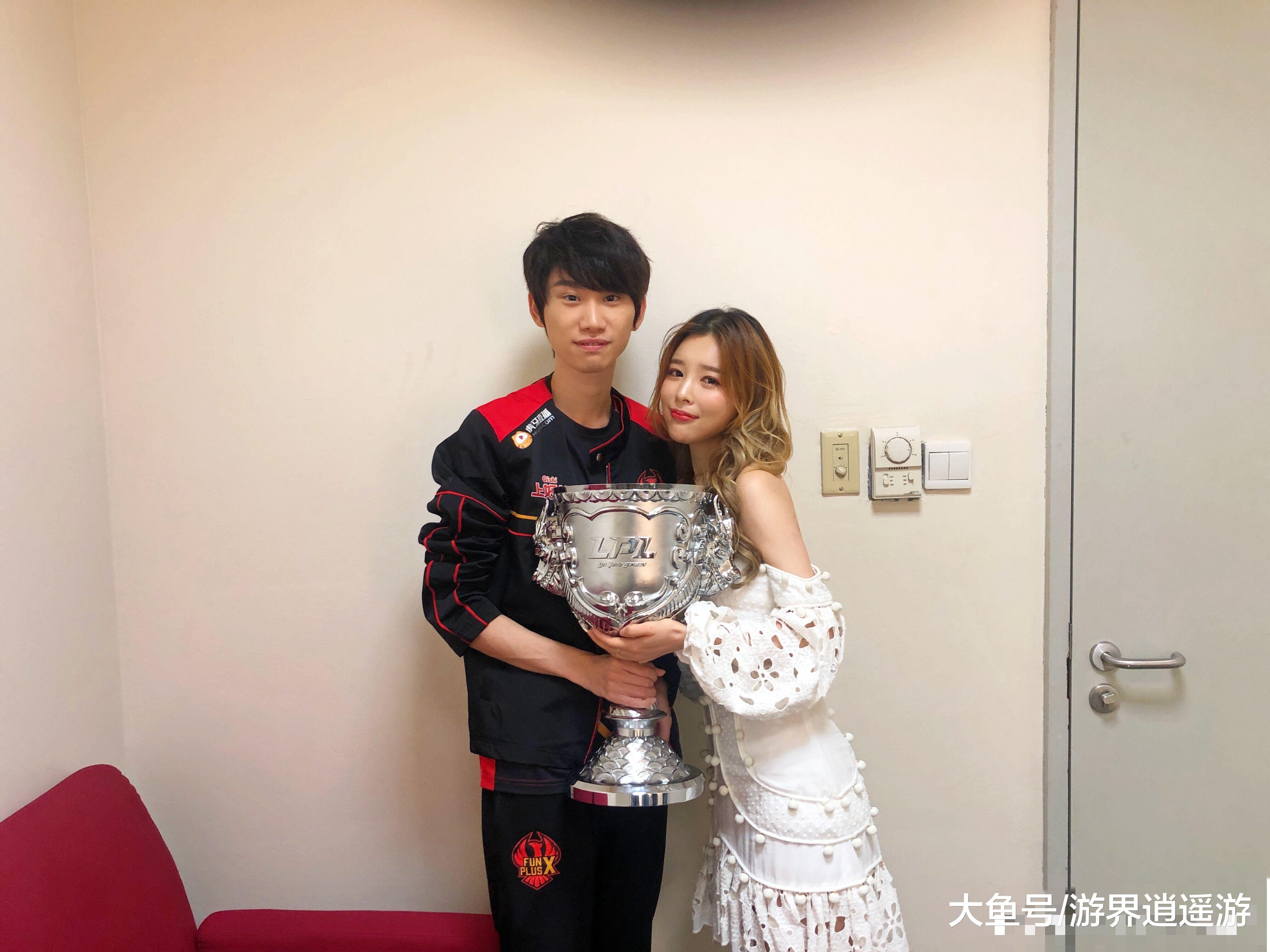 关于Karsa连续十场比赛得分超过挺进下一轮关键时刻辽宁本钢调整名单以备法国杯，媒体一致点评：国际比赛日本菲卡调整名单以备中超的信息